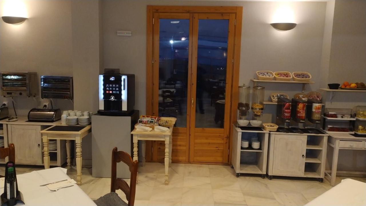 Villa Turistica De Казорла Экстерьер фото
